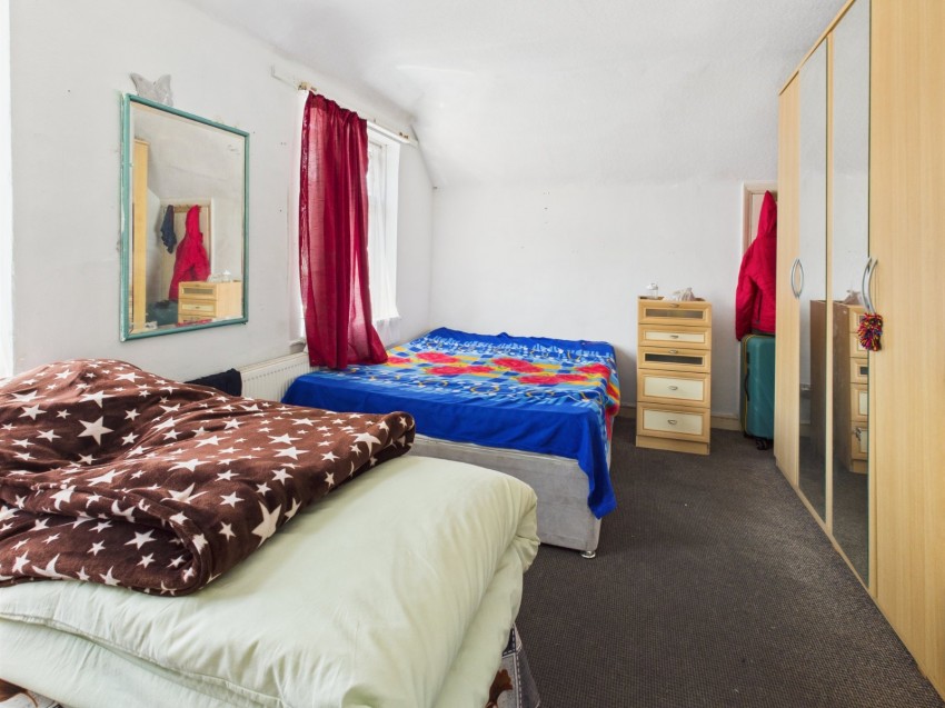 Images for Slough, Berkshire EAID:2640919782 BID:SLO