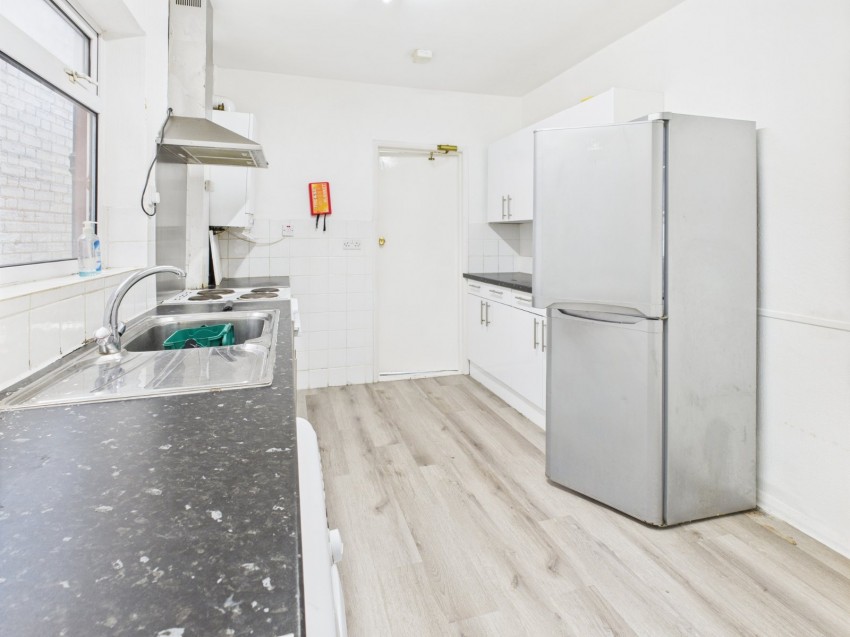 Images for Slough, Berkshire EAID:2640919782 BID:SLO
