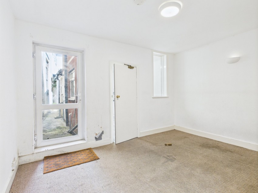 Images for Slough, Berkshire EAID:2640919782 BID:SLO