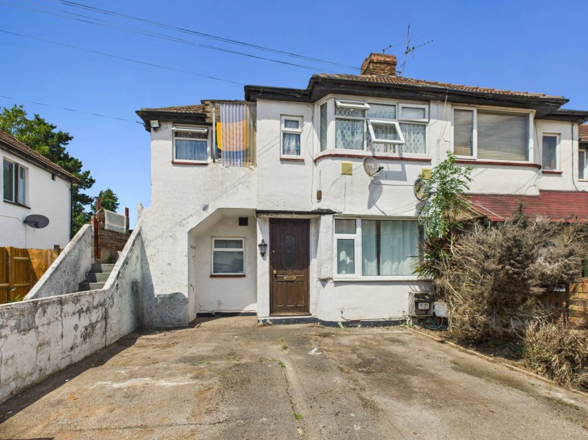 Images for Slough, Berkshire EAID:2640919782 BID:SLO