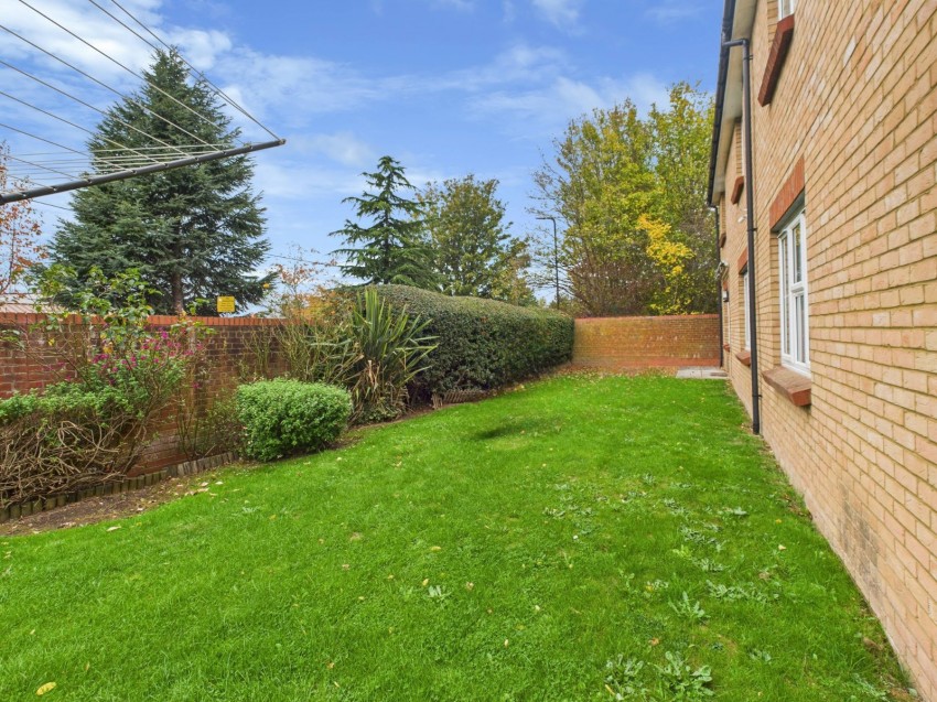 Images for Slough, Berkshire EAID:2640919782 BID:SLO