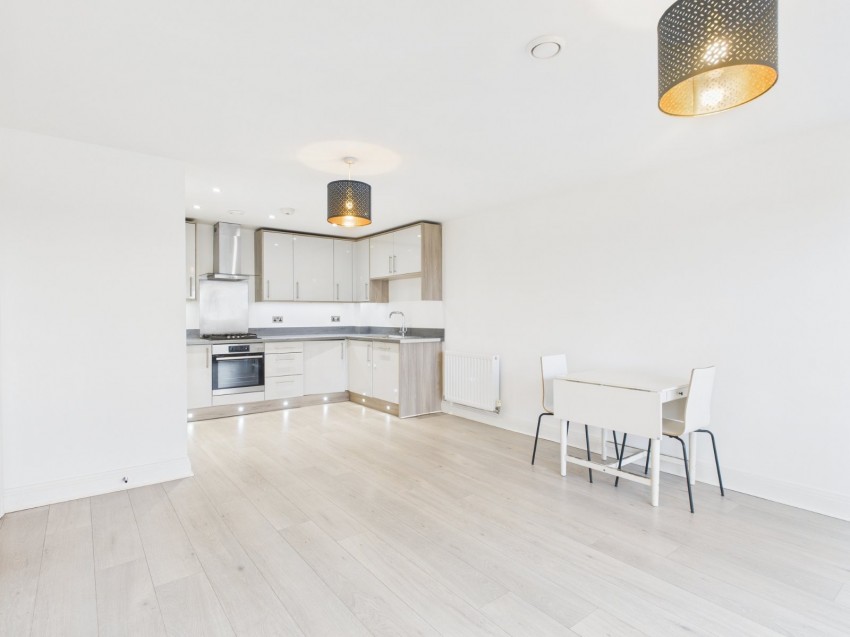 Images for Slough, Berkshire EAID:2640919782 BID:SLO