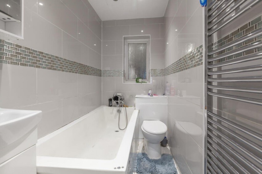 Images for Slough, Berkshire EAID:2640919782 BID:SLO