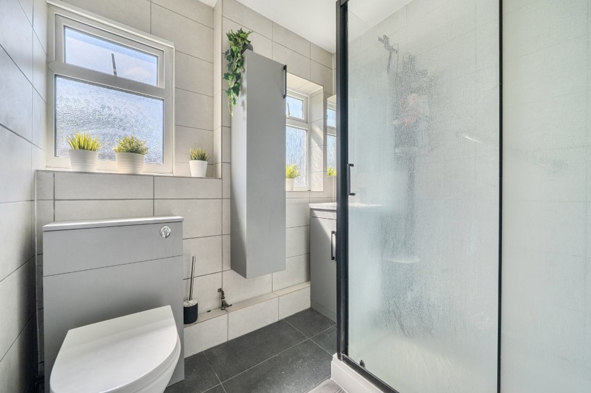 Images for Slough, Berkshire EAID:2640919782 BID:SLO