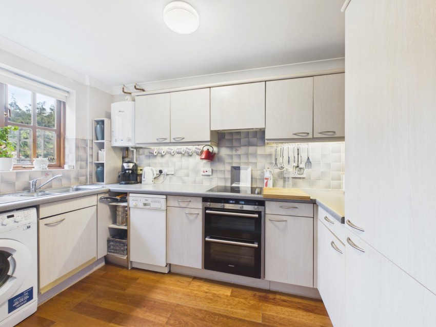 Images for Slough, Berkshire EAID:2640919782 BID:SLO