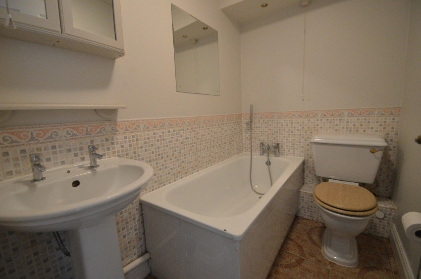 Images for Slough, Berkshire EAID:2640919782 BID:SLO