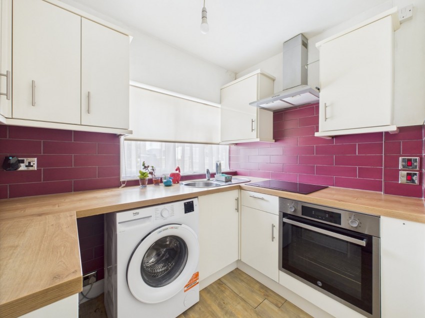 Images for Slough, Berkshire EAID:2640919782 BID:SLO