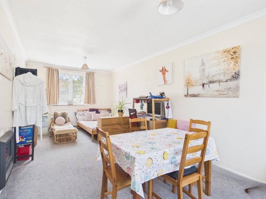 Images for Slough, Berkshire EAID:2640919782 BID:SLO