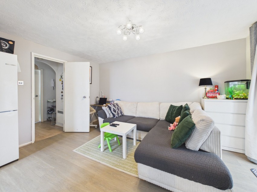 Images for Cippenham, Berkshire EAID:2640919782 BID:SLO