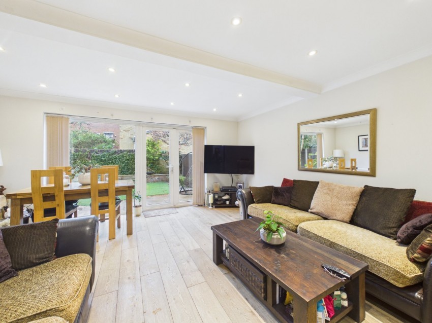 Images for Slough, Berkshire EAID:2640919782 BID:SLO