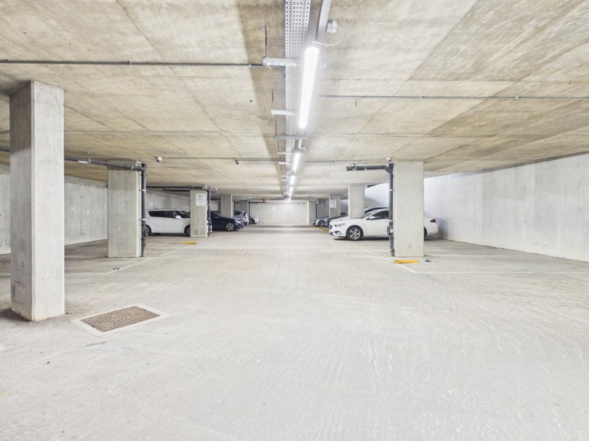 Images for Slough, Berkshire EAID:2640919782 BID:SLO