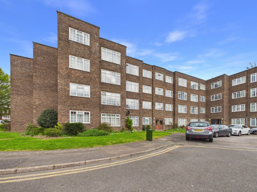 Images for Slough, Berkshire EAID:2640919782 BID:SLO