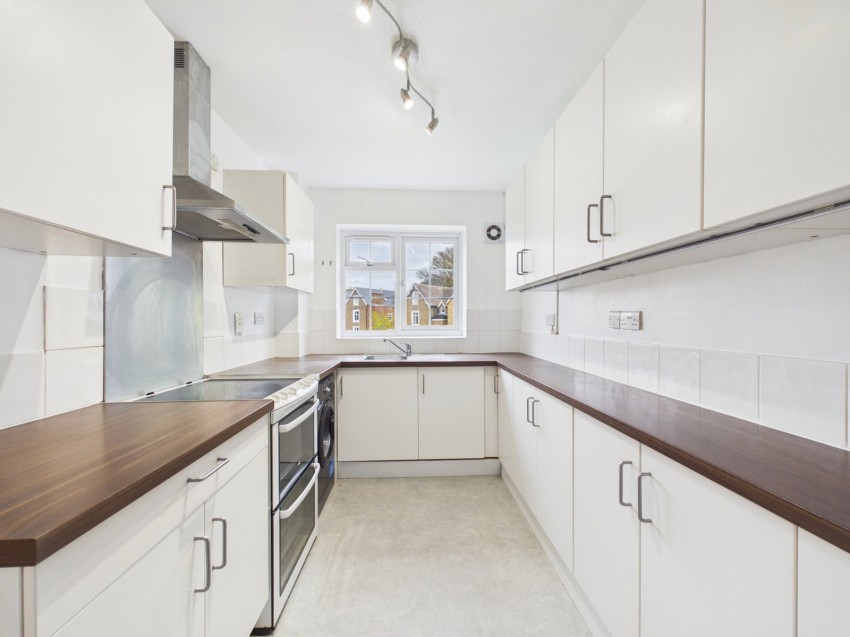 Images for Slough, Berkshire EAID:2640919782 BID:SLO