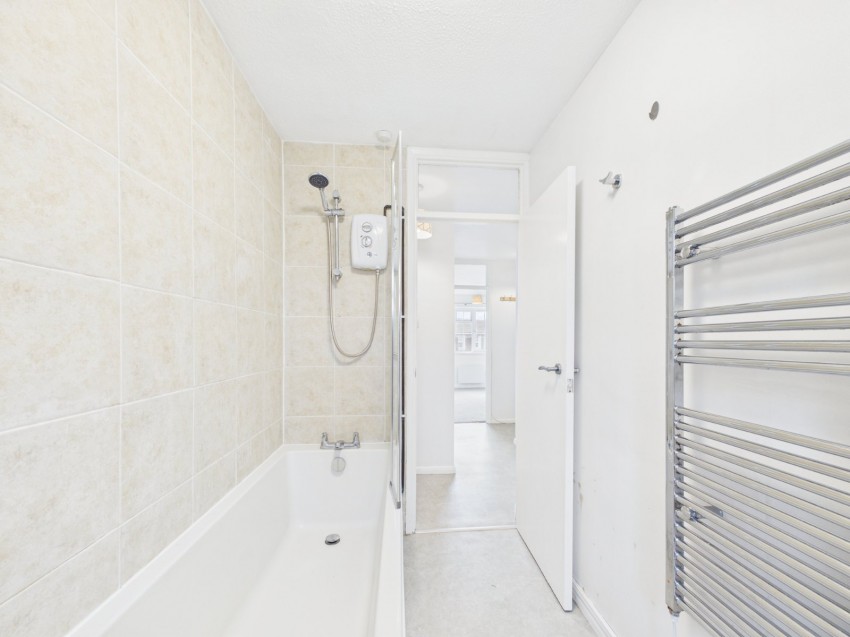 Images for Slough, Berkshire EAID:2640919782 BID:SLO