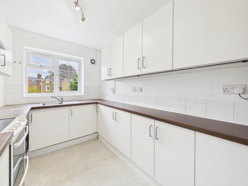 Images for Slough, Berkshire EAID:2640919782 BID:SLO