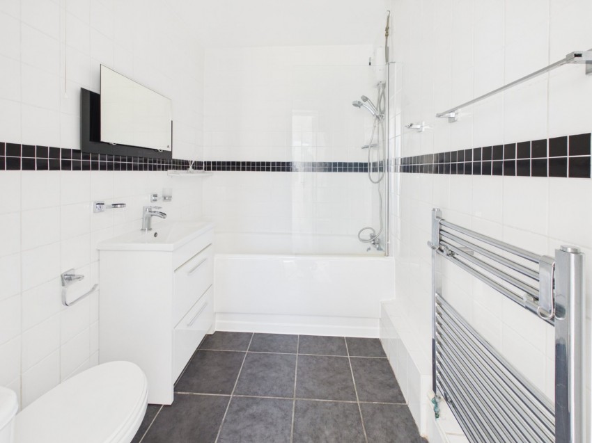 Images for Slough, Berkshire EAID:2640919782 BID:SLO