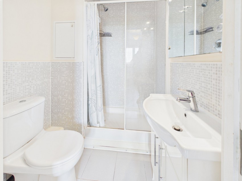 Images for Slough, Berkshire EAID:2640919782 BID:SLO