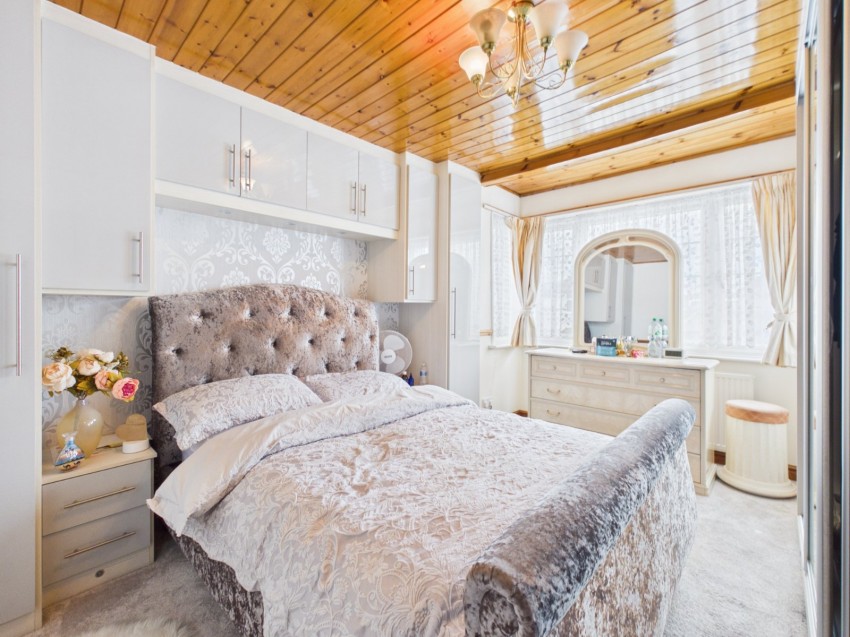 Images for Slough, Berkshire EAID:2640919782 BID:SLO