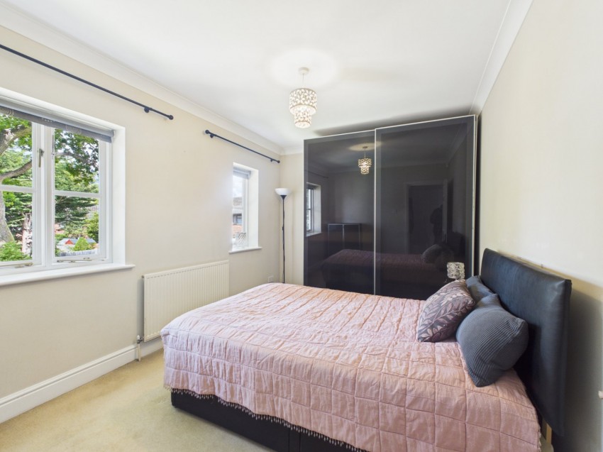Images for Slough, Berkshire EAID:2640919782 BID:SLO