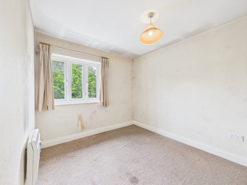 Images for Slough, Berkshire EAID:2640919782 BID:SLO