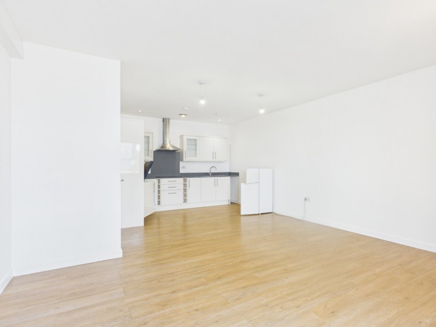 Images for Slough, Berkshire EAID:2640919782 BID:SLO