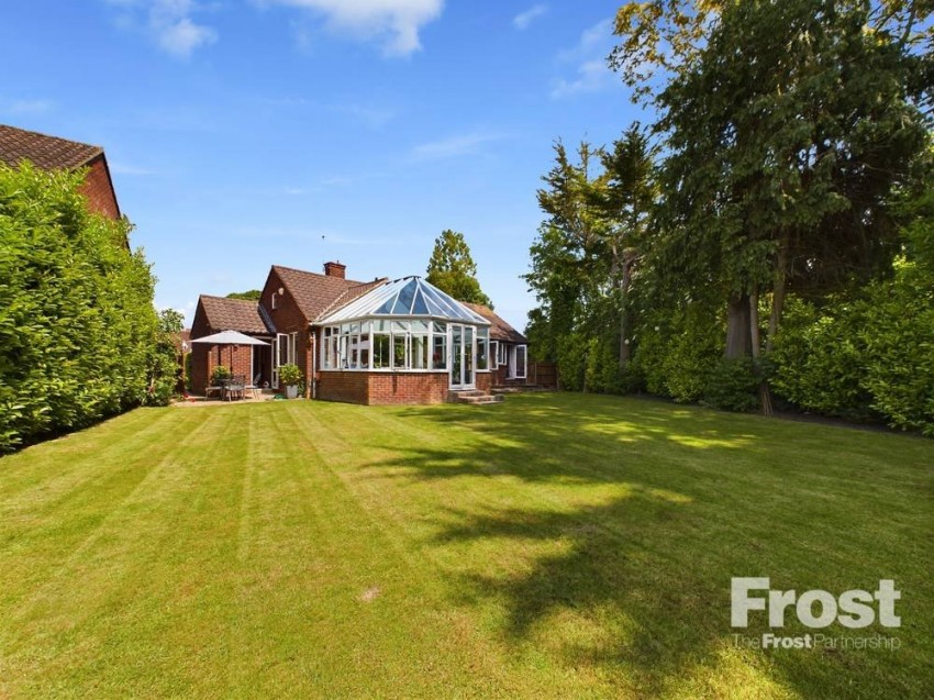 Images for Staines-Upon-Thames, Surrey EAID:2640919782 BID:STA