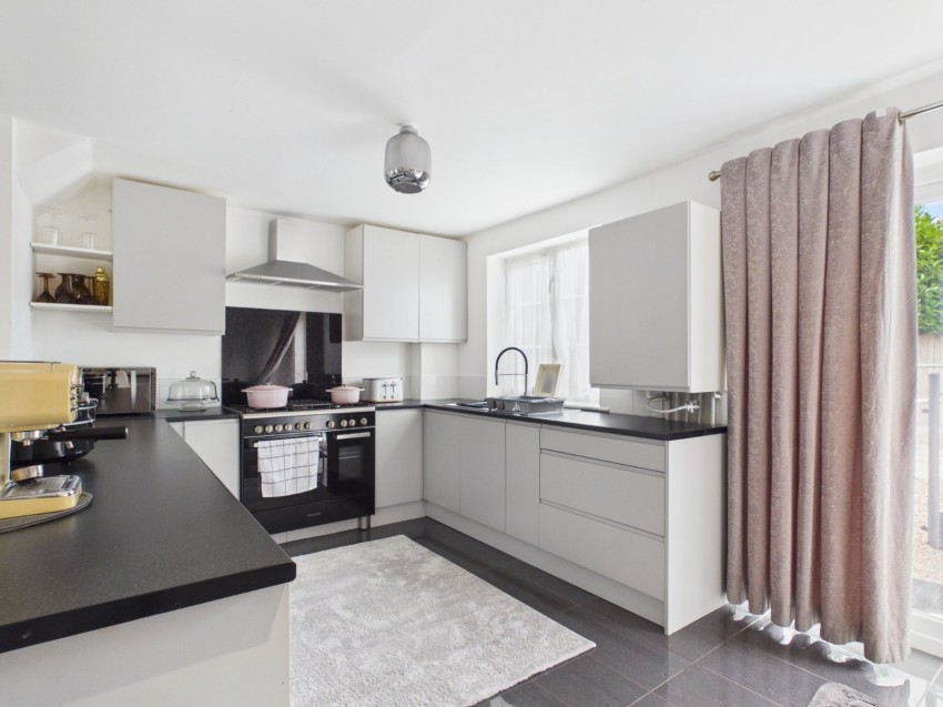 Images for Stanwell Moor, Surrey EAID:2640919782 BID:STA