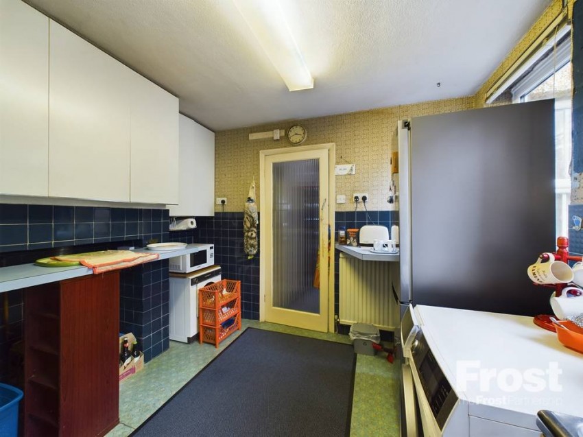 Images for Staines-upon-Thames, Surrey EAID:2640919782 BID:STA
