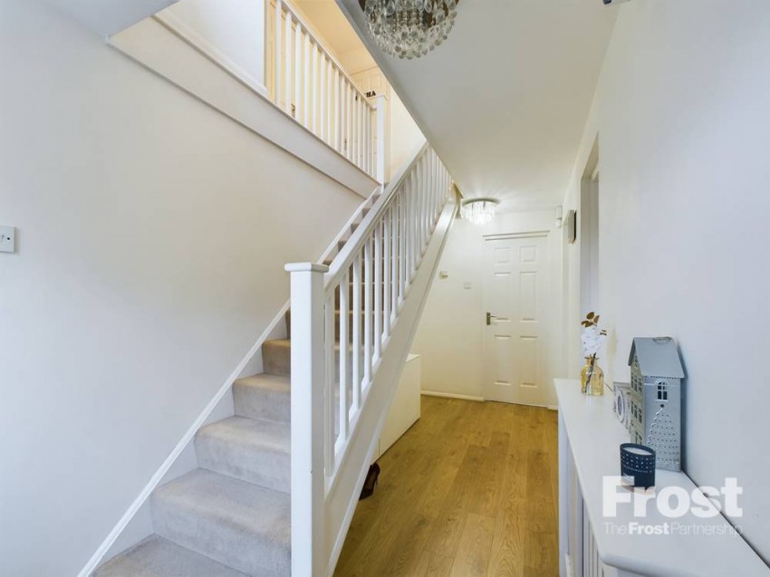 Images for Staines-upon-Thames, Surrey EAID:2640919782 BID:STA