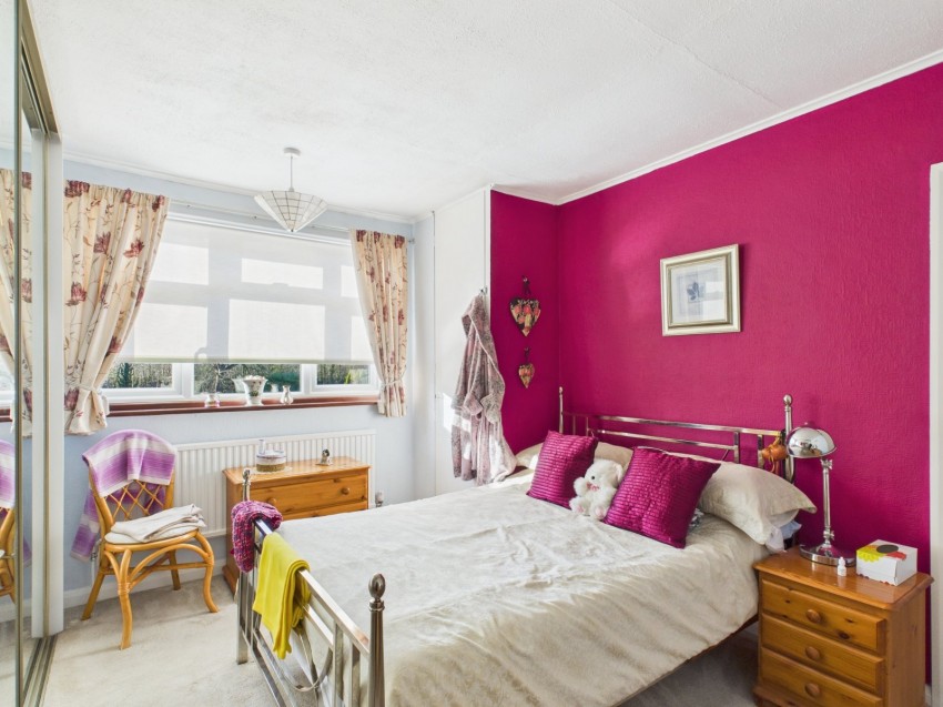 Images for Staines-upon-Thames, Surrey EAID:2640919782 BID:STA