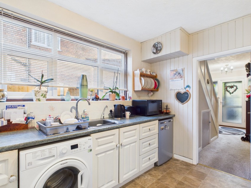 Images for Staines-upon-Thames, Surrey EAID:2640919782 BID:STA