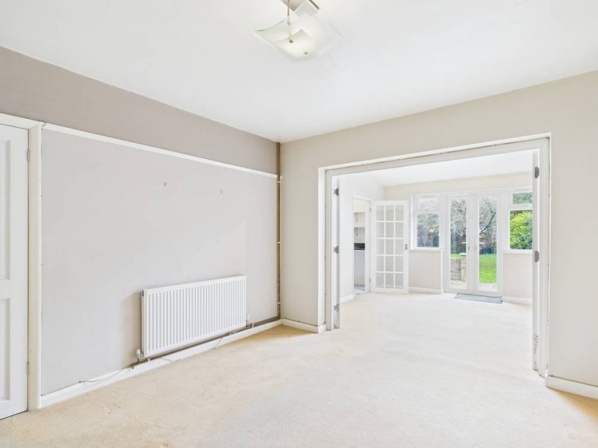 Images for Staines-upon-Thames, Surrey EAID:2640919782 BID:STA