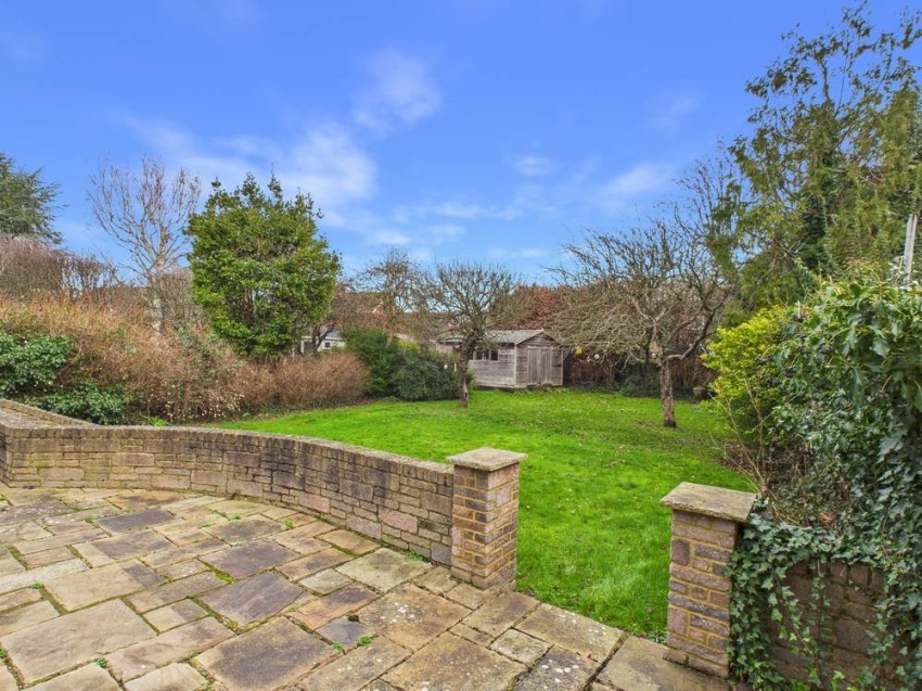 Images for Staines-upon-Thames, Surrey EAID:2640919782 BID:STA