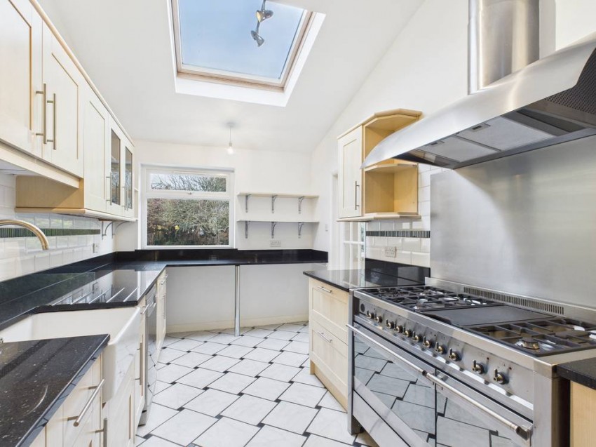 Images for Staines-upon-Thames, Surrey EAID:2640919782 BID:STA