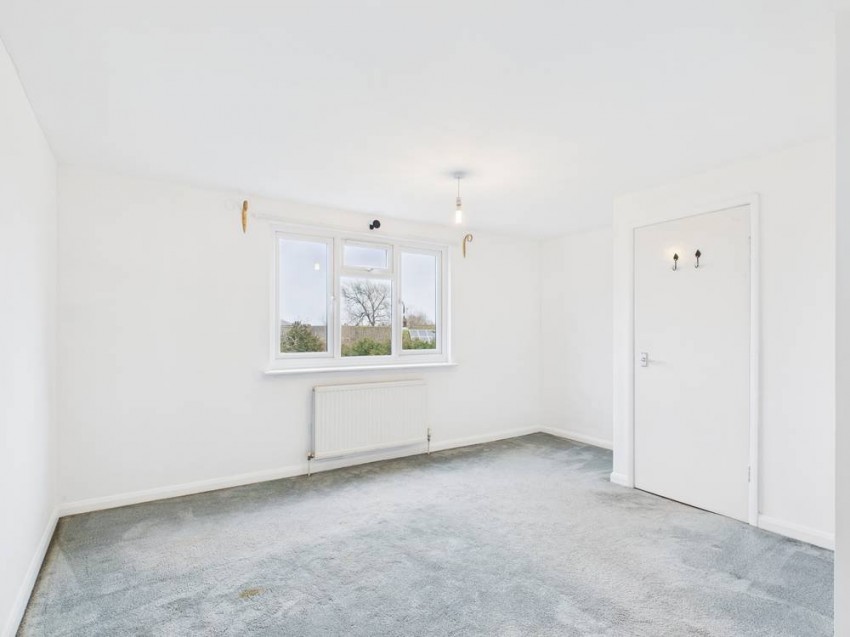 Images for Staines-upon-Thames, Surrey EAID:2640919782 BID:STA