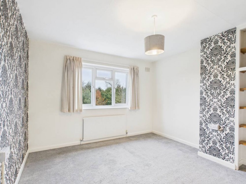 Images for Staines-upon-Thames, Surrey EAID:2640919782 BID:STA