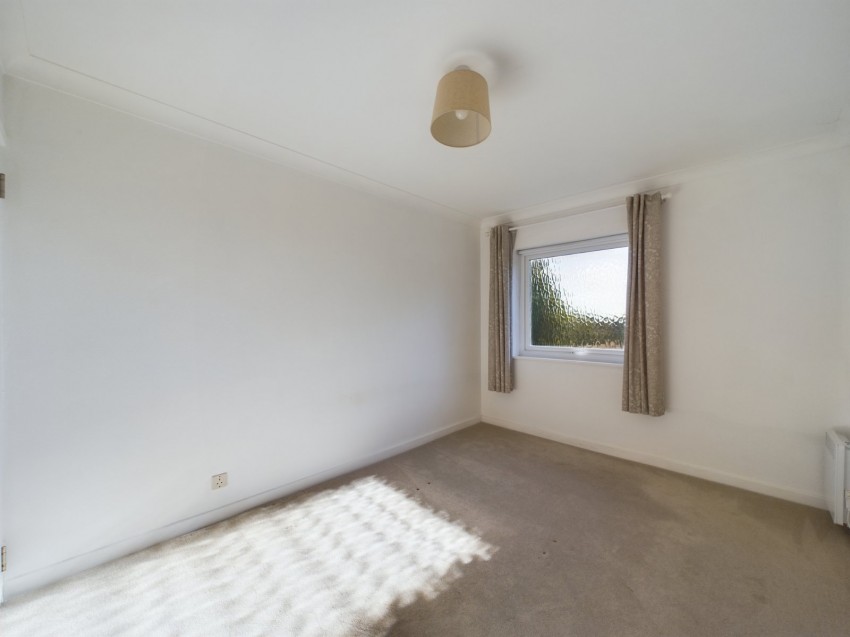 Images for Staines-upon-Thames, Surrey EAID:2640919782 BID:STA
