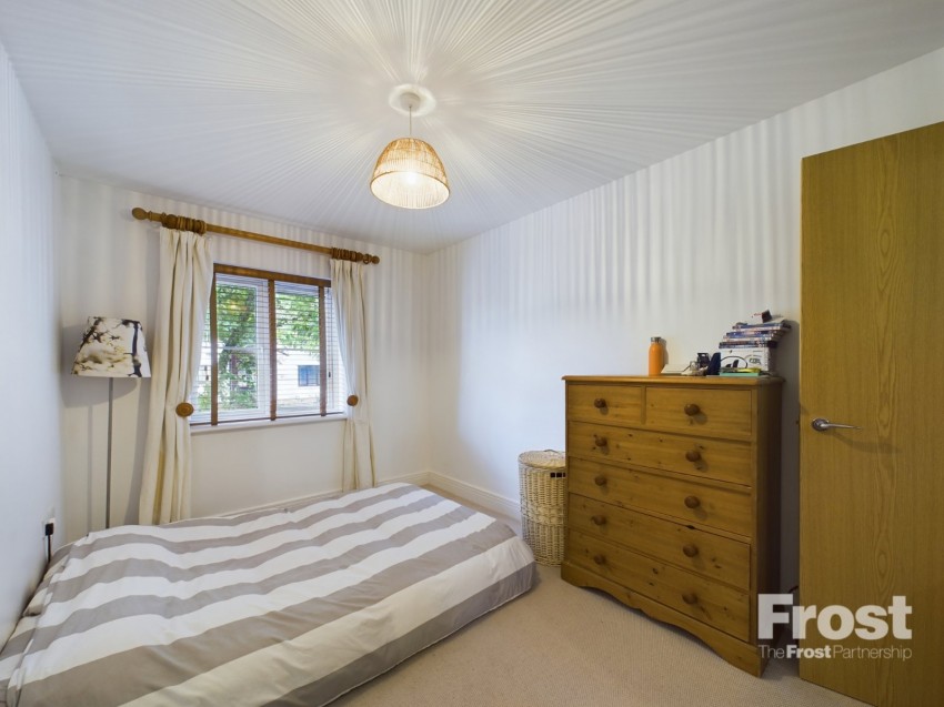 Images for Staines-upon-Thames, Surrey EAID:2640919782 BID:STL