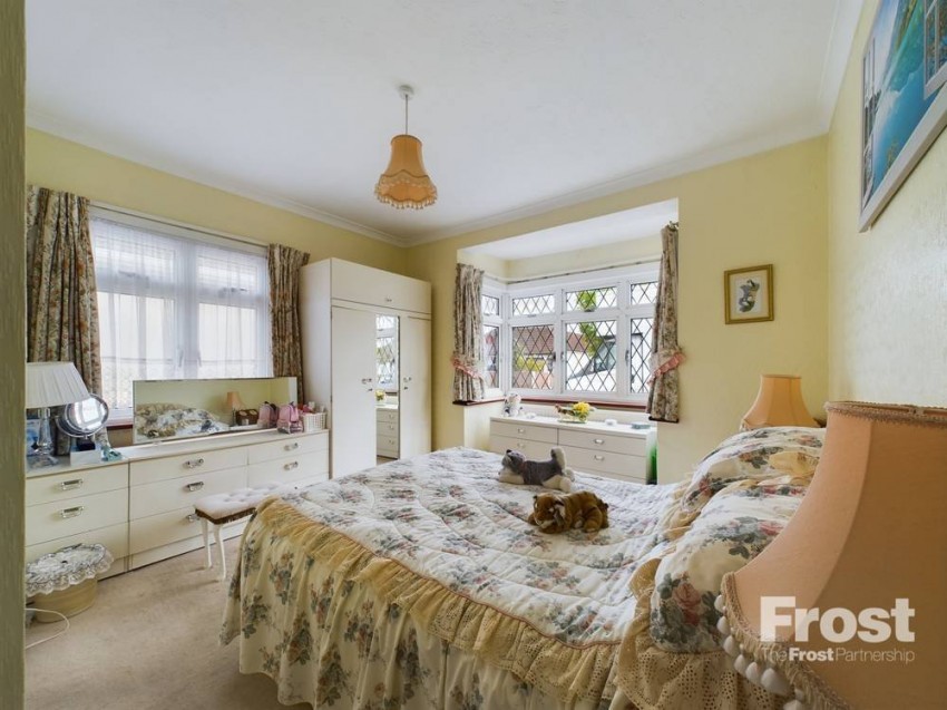 Images for Staines-upon-Thames, Surrey EAID:2640919782 BID:STA