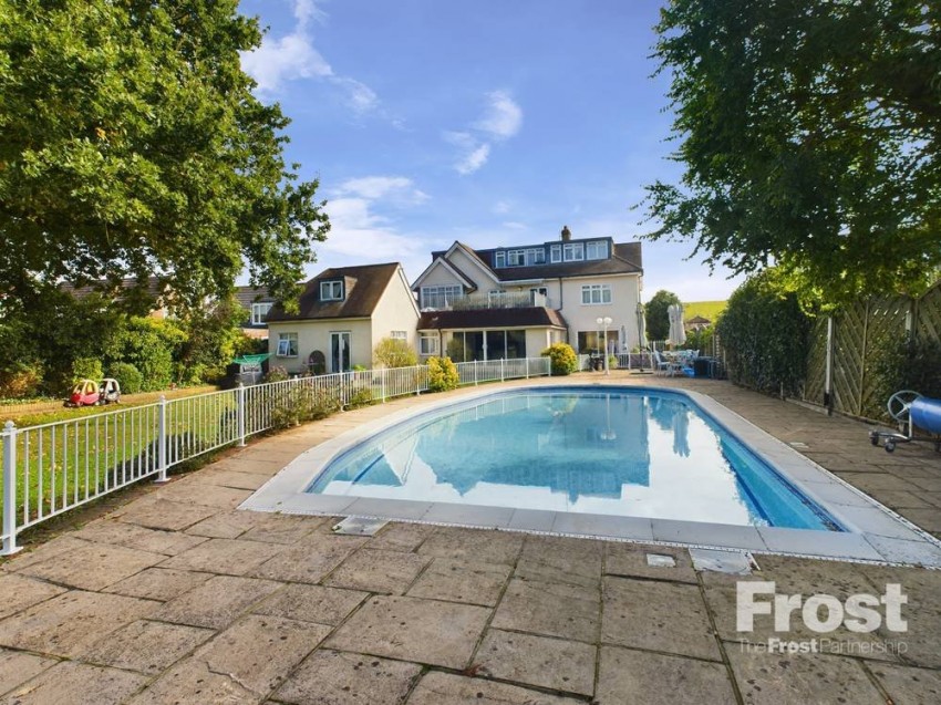 Images for Wraysbury, Berkshire EAID:2640919782 BID:WRA