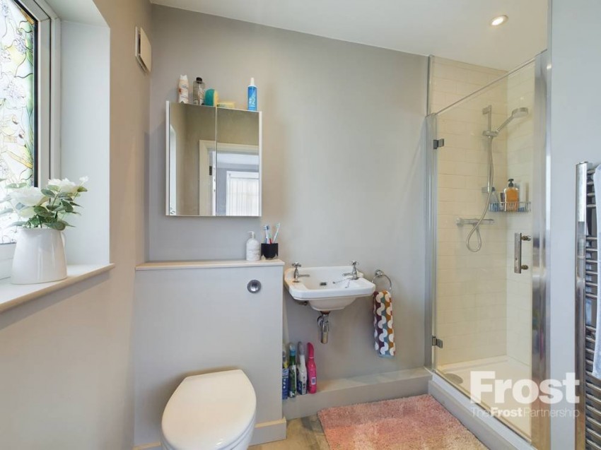 Images for Wraysbury, Berkshire EAID:2640919782 BID:WRA