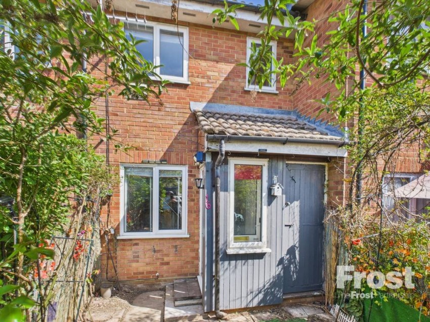 Images for Staines-upon-Thames, Surrey EAID:2640919782 BID:STA