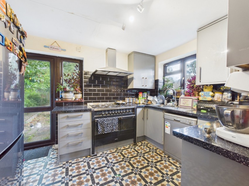 Images for Ashford, Surrey EAID:2640919782 BID:ASH