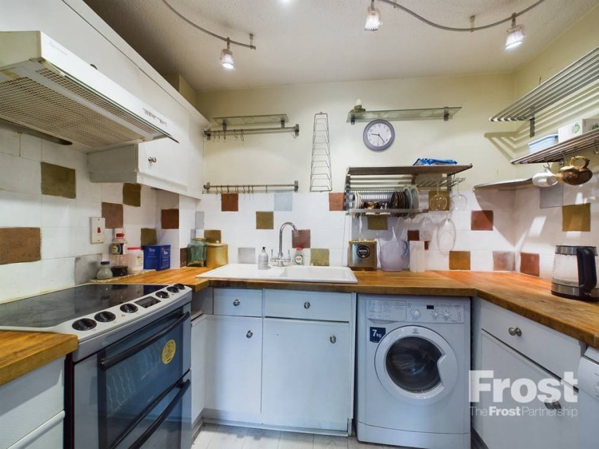 Images for Stanwell Moor, Surrey EAID:2640919782 BID:STA