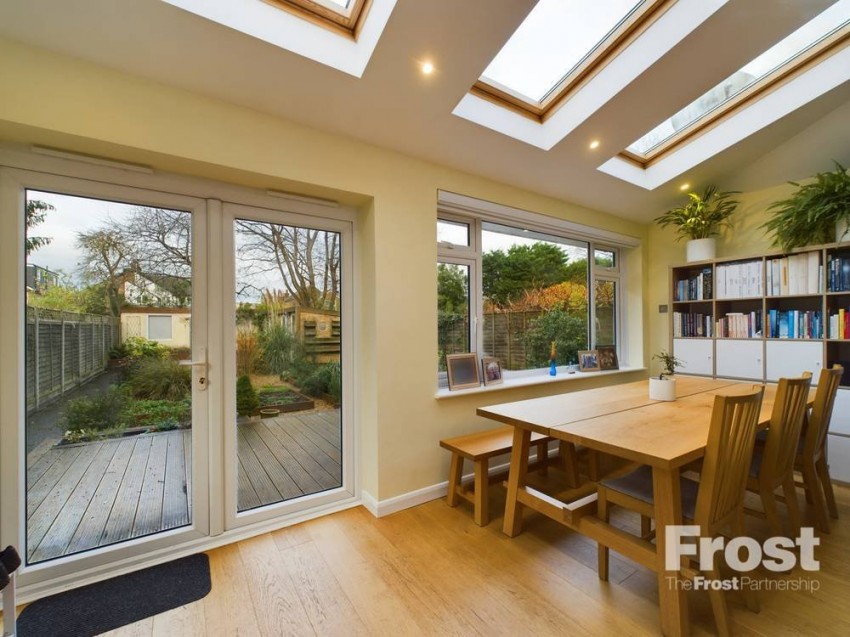 Images for Staines-upon-Thames, Surrey EAID:2640919782 BID:STA
