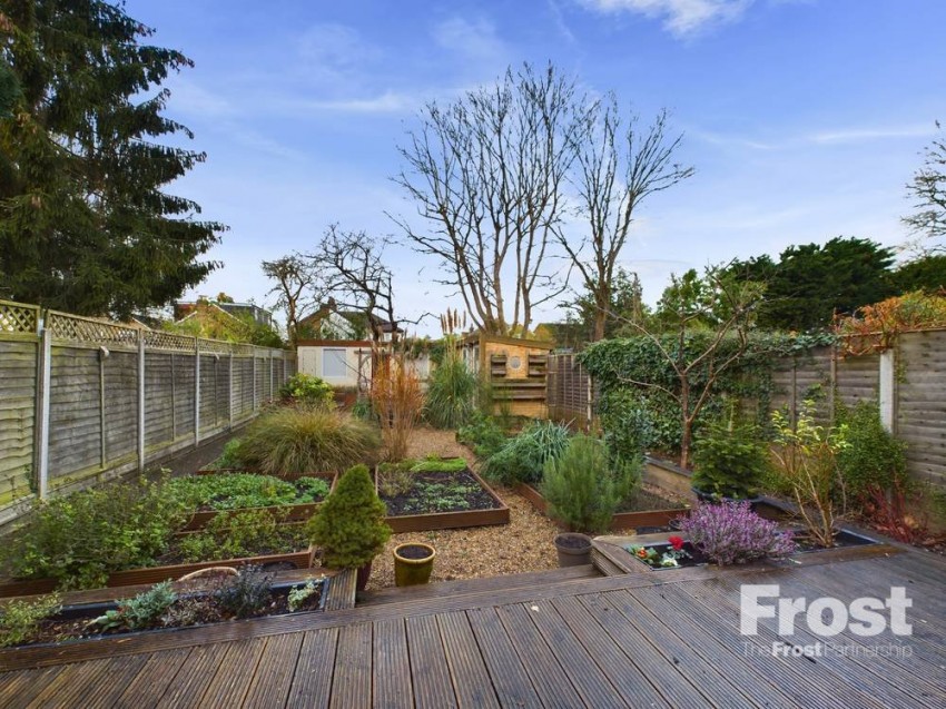 Images for Staines-upon-Thames, Surrey EAID:2640919782 BID:STA