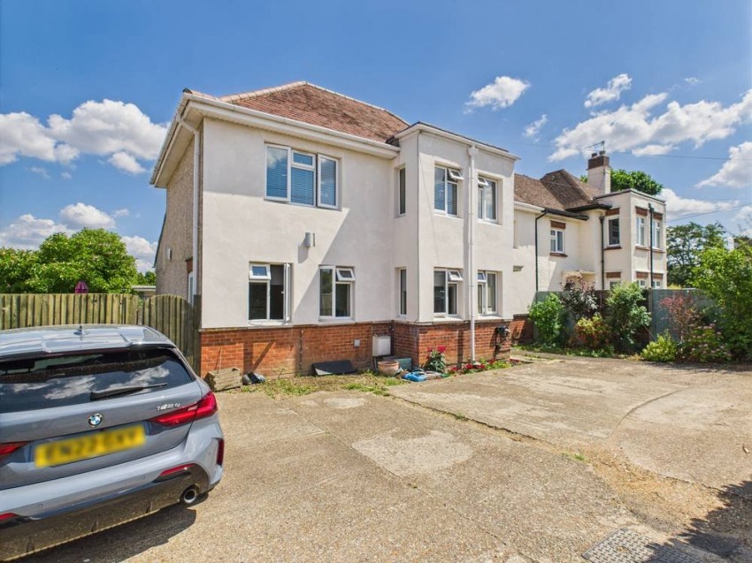 Images for Staines-upon-Thames, Surrey EAID:2640919782 BID:STA