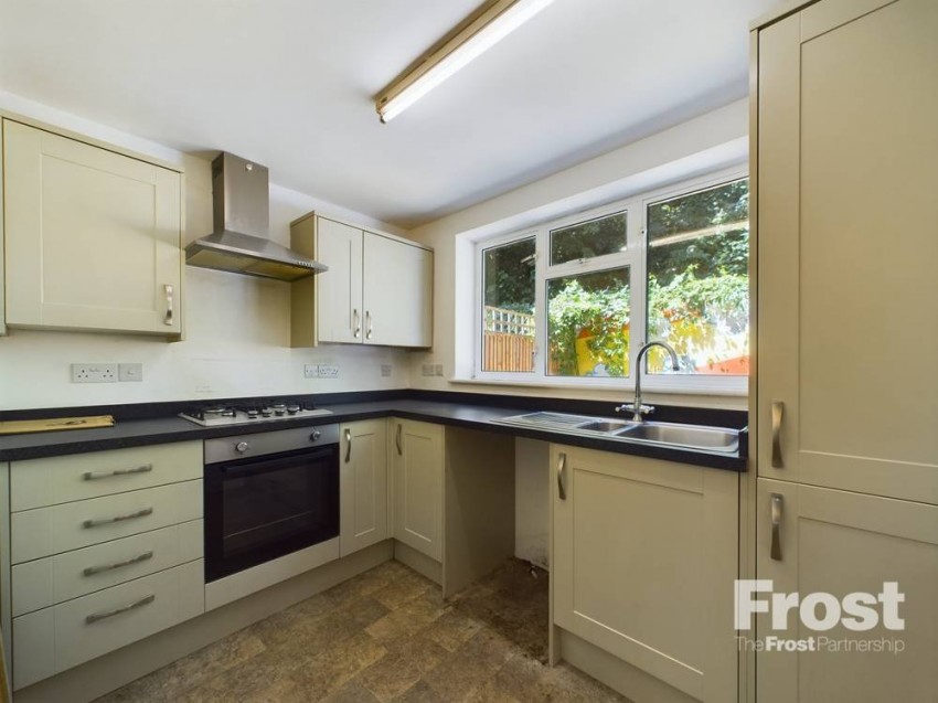 Images for Staines-upon-Thames, Surrey EAID:2640919782 BID:STA