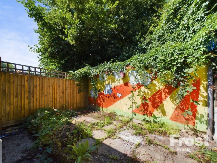 Images for Staines-upon-Thames, Surrey EAID:2640919782 BID:STA