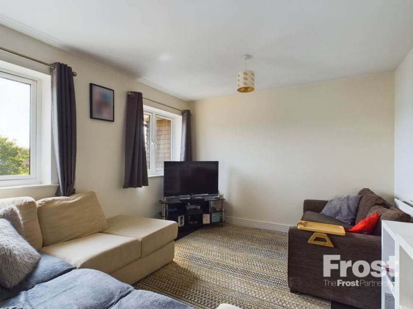 Images for Staines-upon-Thames, Surrey EAID:2640919782 BID:STA